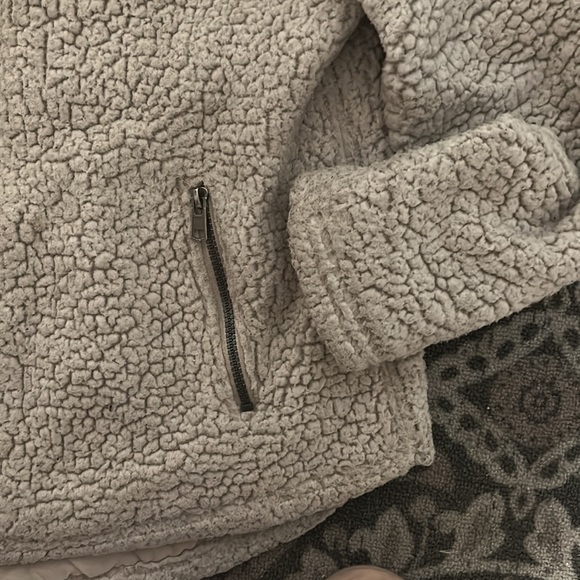 Soft Cream Sherpa Zip Up Lined Jacket (S/M) - Picture 3 of 5